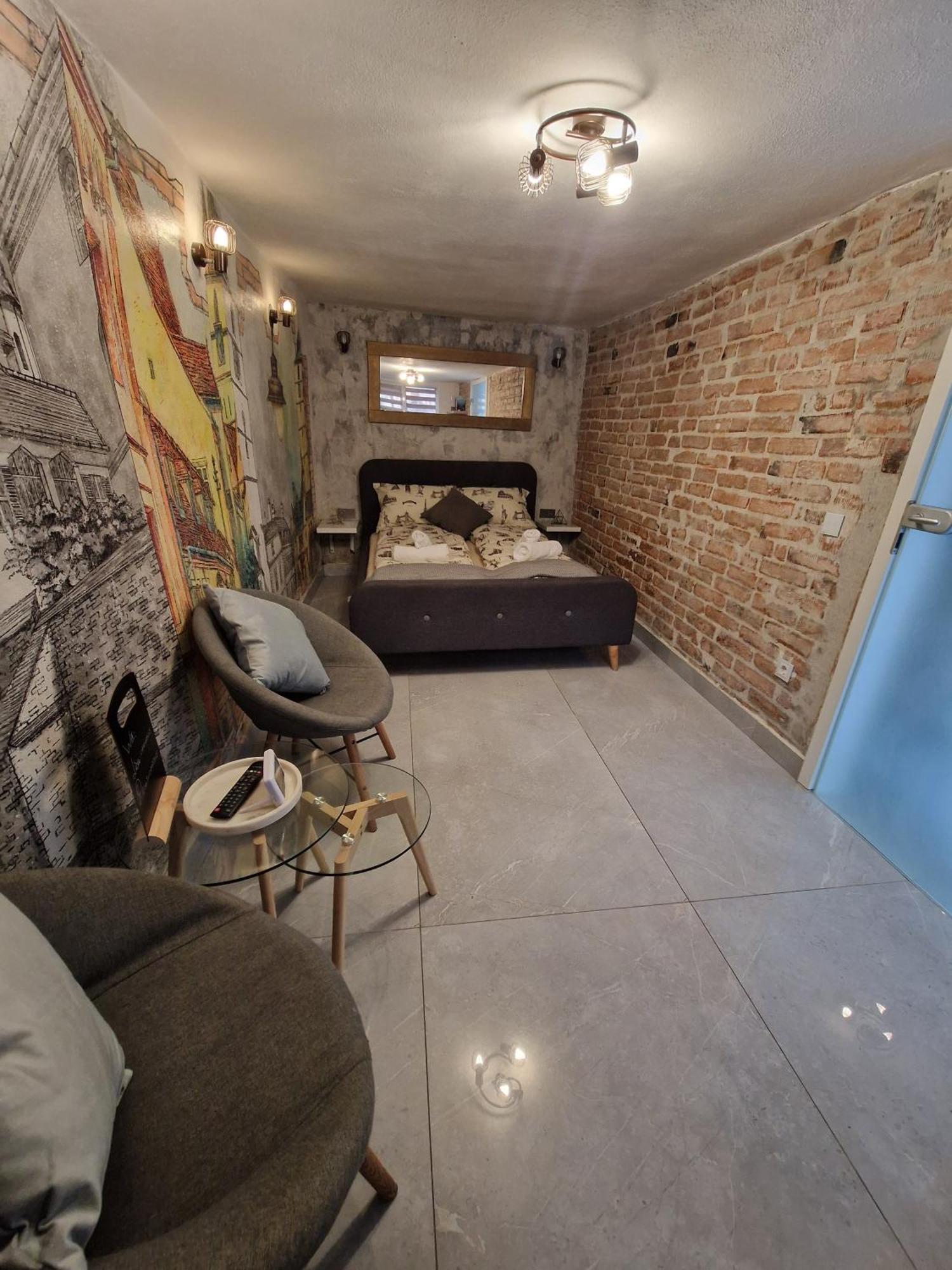 Old Town Studio Apartment ซีบิว ภายนอก รูปภาพ